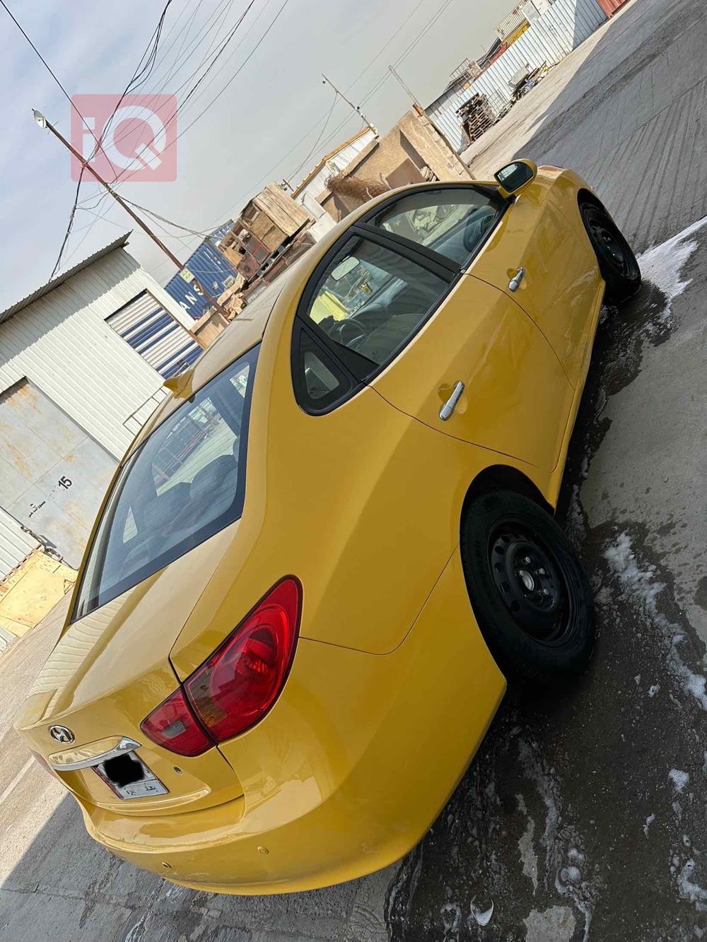 هیوندای ئەلەنترا